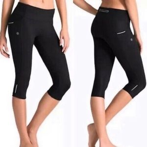 Athleta Dobby Be Free Capri Leggings M